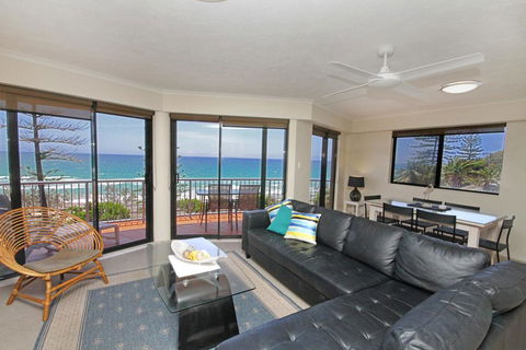 Unit 3, The Rocks, 1746 David Low Way Coolum Beach - 500 BOND - Flights 3