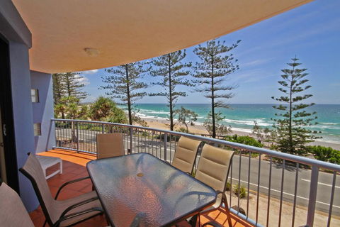 Unit 3, The Rocks, 1746 David Low Way Coolum Beach - 500 BOND - Flights 0