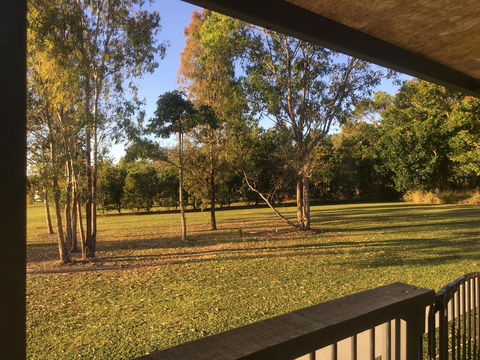 Valley Views Lodge Port Douglas - Flights 2