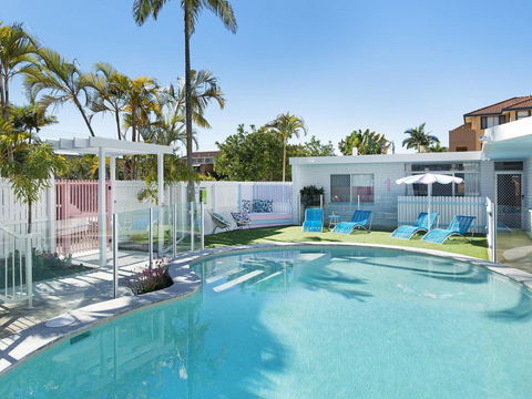 Ventura Beach Motel - 1 Bedroom Unit 8 - Flights 1