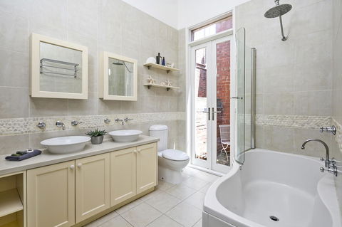 Windermere Fitzroy - Rejuvenate Stays - Flights 5