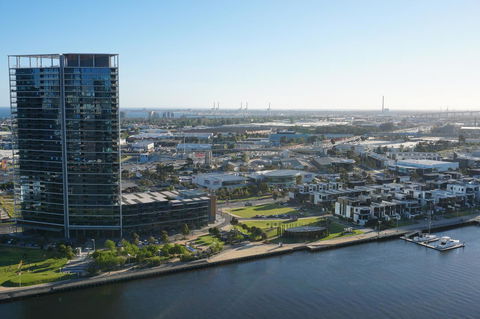 Auzzie Apartments Docklands, Melbourne - Flights 18