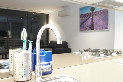 Auzzie Apartments Docklands, Melbourne - Flights 5
