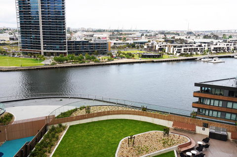 Auzzie Apartments Docklands, Melbourne - Flights 10