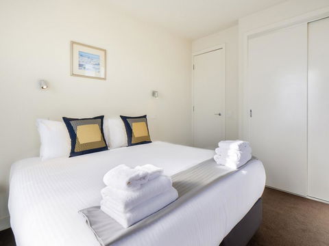 Boutique Stays - Maple On Kent - Flights 18