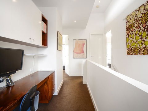 Boutique Stays - Maple On Kent - Flights 15