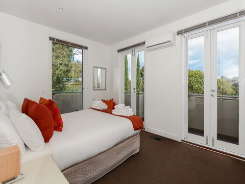Boutique Stays - Maple On Kent - Flights 13