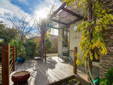 Boutique Stays - Maple On Kent - Flights 24