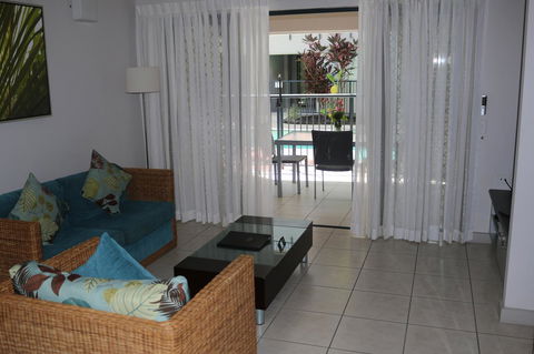 Blue Lagoon Resort - Flights 30