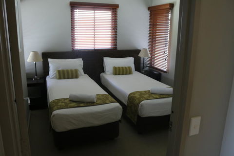 Blue Lagoon Resort - Flights 31