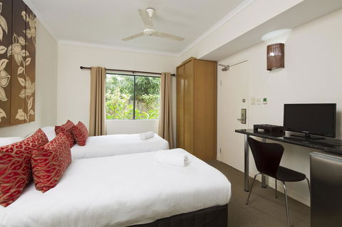 Mango Lagoon Resort & Wellness Spa - Flights 16