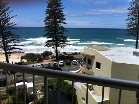 Coolum Caprice - Flights 13