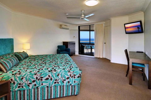 Coolum Caprice - Flights 21