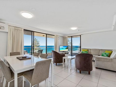 Coolum Caprice - Flights 4