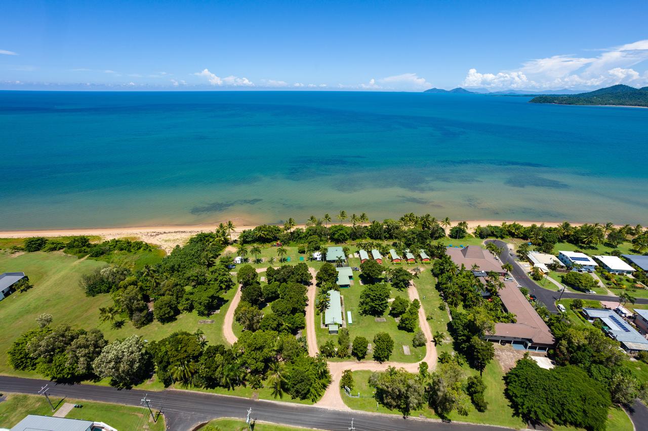 Aloomba QLD Flights