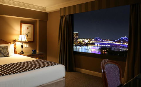 Stamford Plaza Brisbane - Flights 23