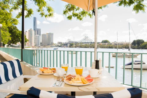 Stamford Plaza Brisbane - Flights 11
