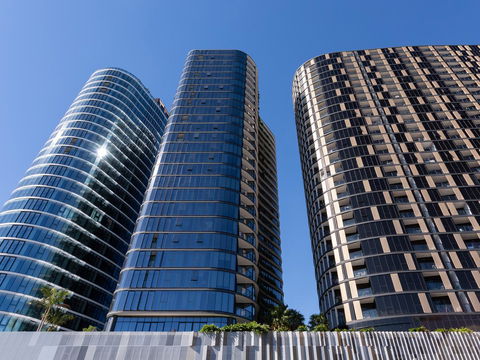 Hostrelax Residences On Alfred - Flights 9