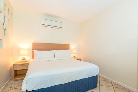 At The Sound Noosa Motel - Flights 34