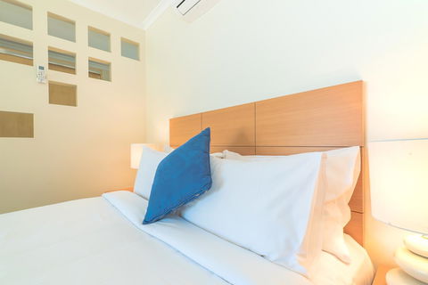 At The Sound Noosa Motel - Flights 27