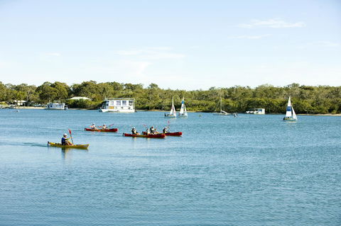 At The Sound Noosa Motel - Flights 13
