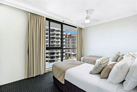 ULTIQA Beach Haven On Broadbeach - Flights 44