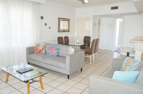 Aquarius Resort - Flights 5