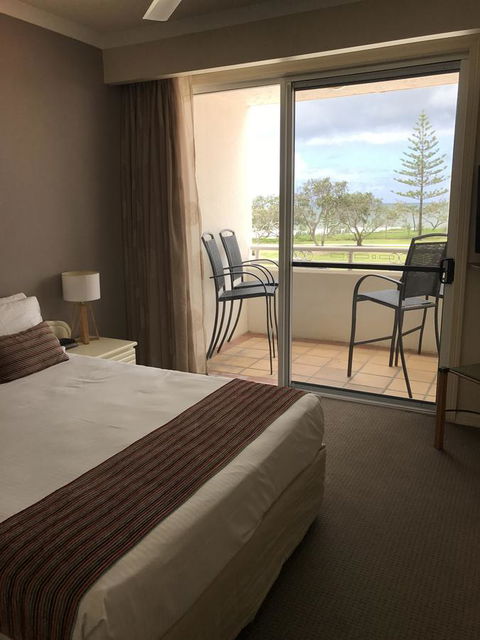 Aquarius Resort - Flights 10