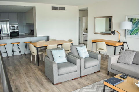Belise Apartments - Flights 9