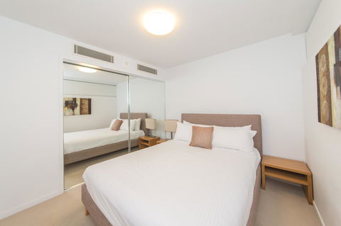 Echelon Apartments Yeppoon - Flights 4