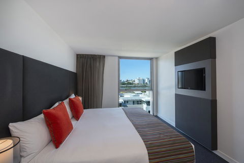 Mantra South Bank Brisbane - Flights 32