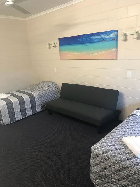 YAL Cairns - A Motel That Makes A Difference - Flights 25