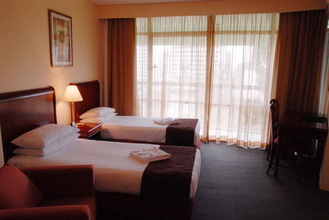Madison Tower Mill Hotel - Flights 21