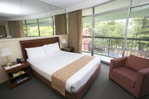 Madison Tower Mill Hotel - Flights 6