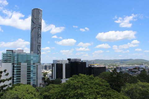 Madison Tower Mill Hotel - Flights 16
