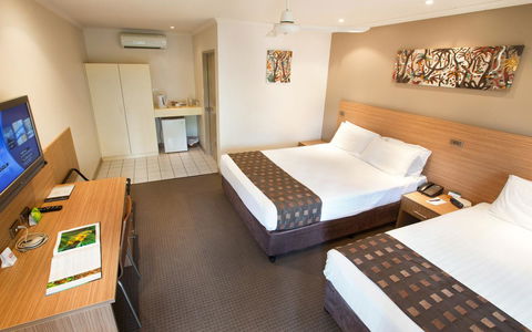 Cairns Colonial Club Resort - Flights 33