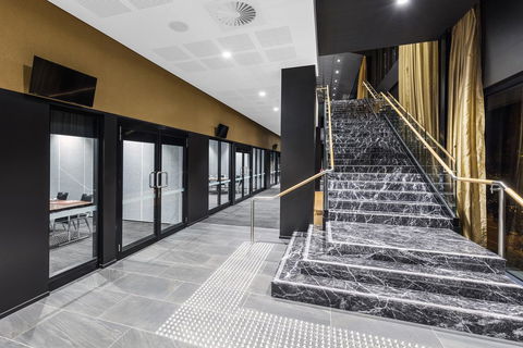 Hotel Grand Chancellor Brisbane - Flights 15