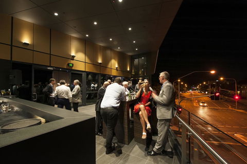 Hotel Grand Chancellor Brisbane - Flights 12