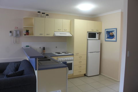 Coolum Beach Getaway Resort - Flights 20