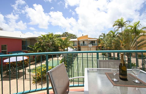 Coolum Beach Getaway Resort - Flights 18