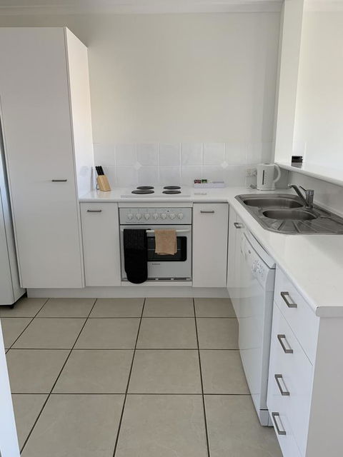 Coolum Beach Getaway Resort - Flights 12