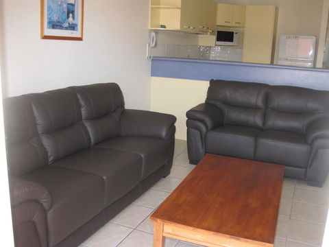 Coolum Beach Getaway Resort - Flights 15