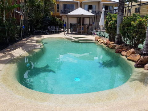 Coolum Beach Getaway Resort - Flights 2