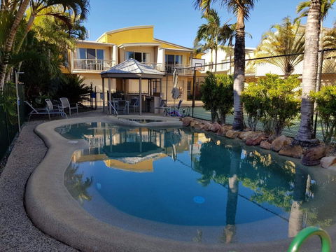 Coolum Beach Getaway Resort - Flights 7