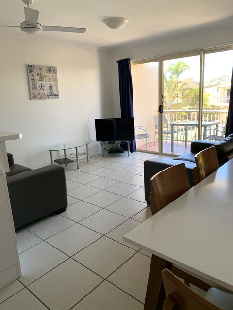 Coolum Beach Getaway Resort - Flights 11