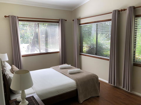 Montville Holiday Apartments - Flights 17
