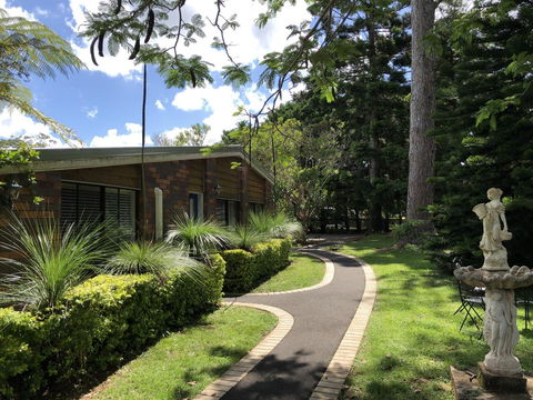 Montville Holiday Apartments - Flights 14