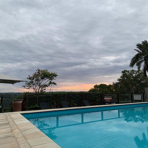 Montville Holiday Apartments - Flights 9