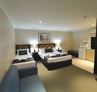Wattle Grove Motel - Flights