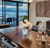 Waves 3 Luxury 3 Bedroom Endless Ocean Views Central Location  Buggy - Flights